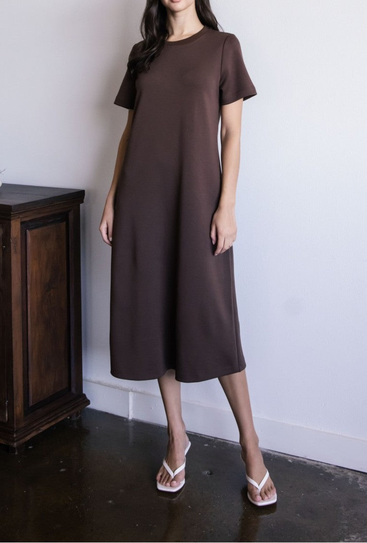 COCOA PCILL BUTTER MODAL SHORT SLEEVE CONTRAST RIB NECK MIDI DRESS