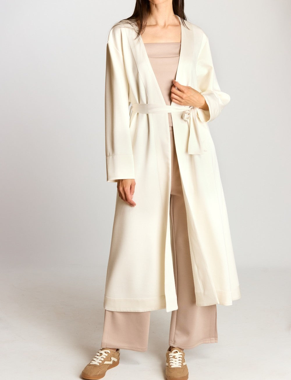 IVORY PCILL BUTTER MODAL SATIN CONTRAST ROBE