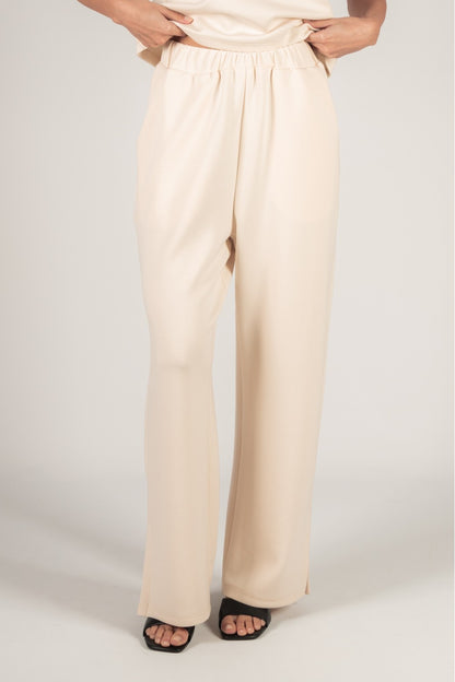 EGGSHELL PCILL BUTTER MODAL SIDE SLIT WIDE LEG PANTS