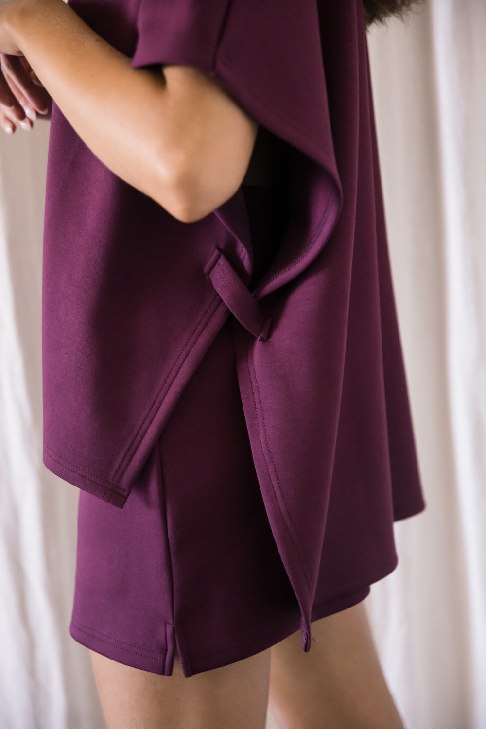 PORT WINE PCILL BUTTER MODAL SIDE SLIT CAPE TOP