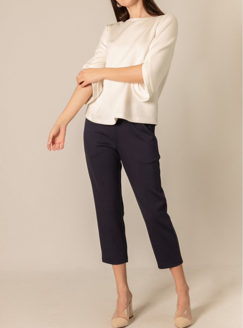 IVORY PCILL BUTTER MODAL FLARE 3/4 SLEEVE ROUND NECK TOP