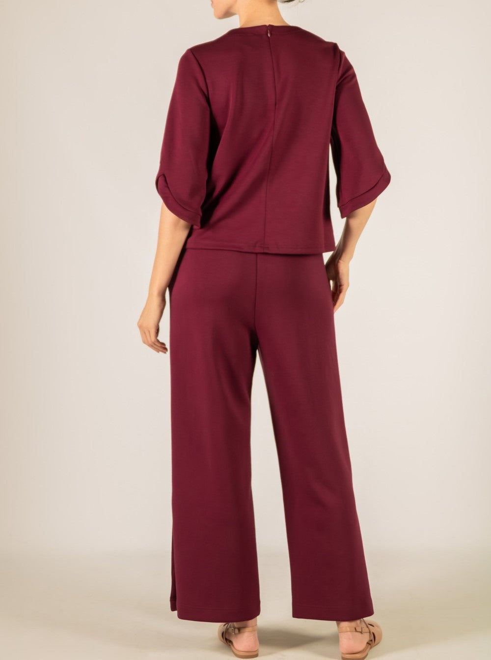 PORT WINE PCILL BUTTER MODAL FLARE 3/4 SLEEVE ROUND NECK TOP
