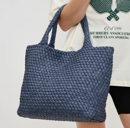 DARK DENIM WOVEN MEDIUM TOTE