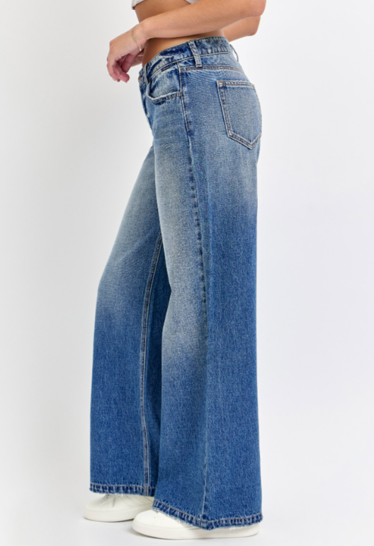 TINTED DENIM LOW RISE WIDE LEG JEAN