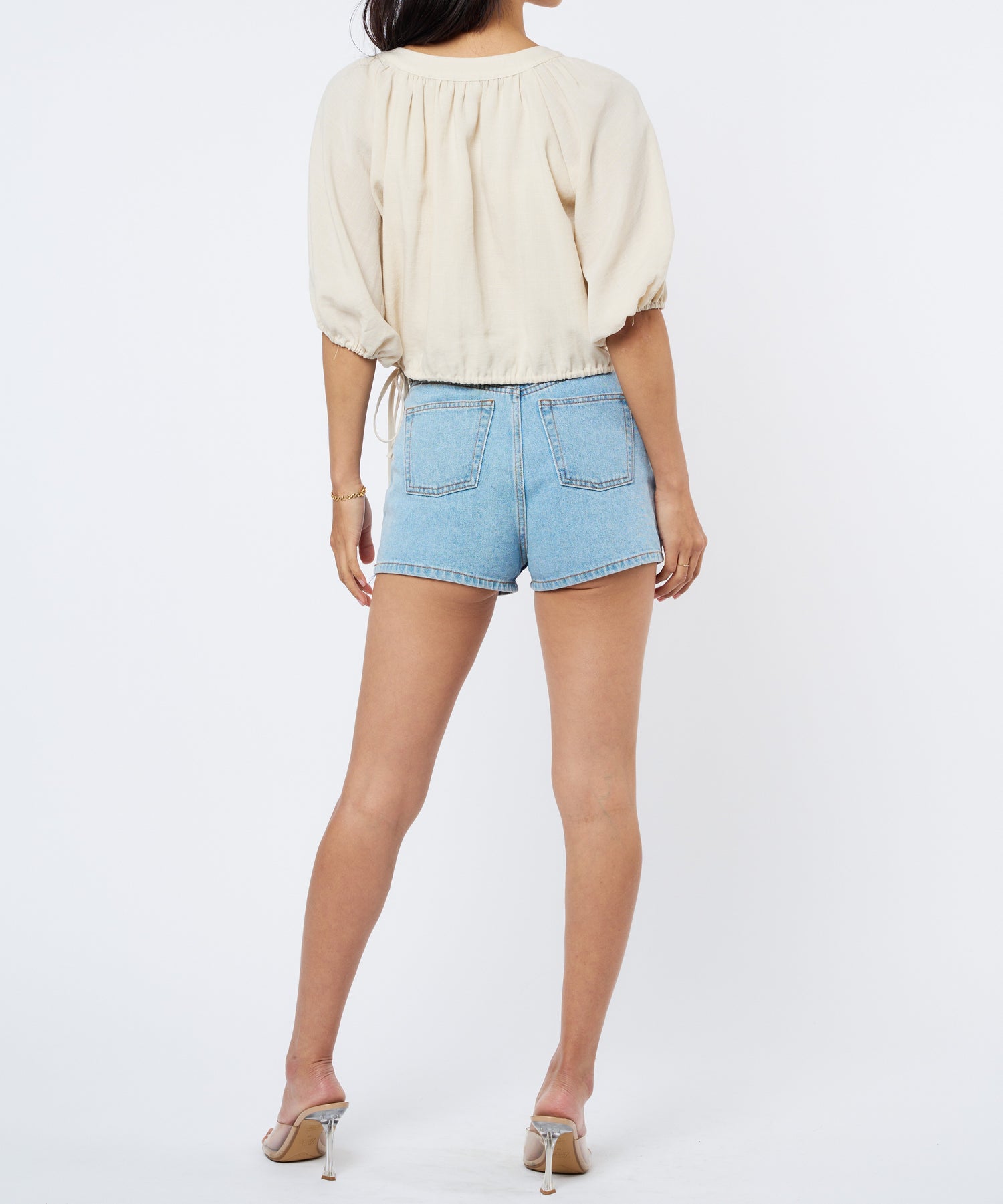 CREAM LACE APPLIQUÉ BALLOON SLEEVE BO CROP TOP
