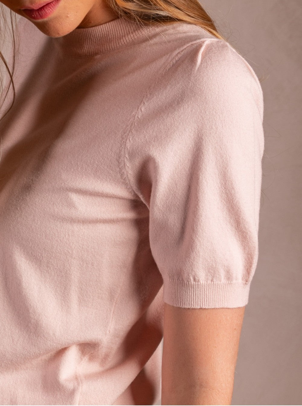 BABY PINK KNIT SHORT PUFF SLEEVE TOP