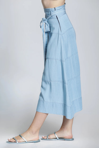 LIGHT INDIGO TENCEL A-LINE WAIST TIE SKIRT