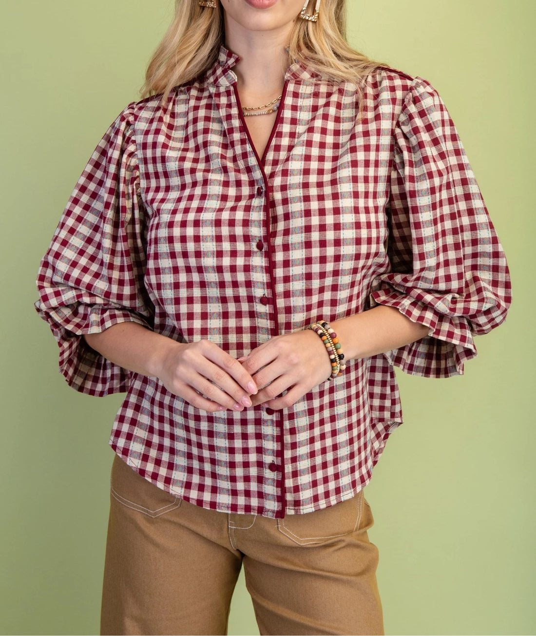 WINE CHECKERED PRINT BUTTON DOWN GATHERED SLEEVE TOP