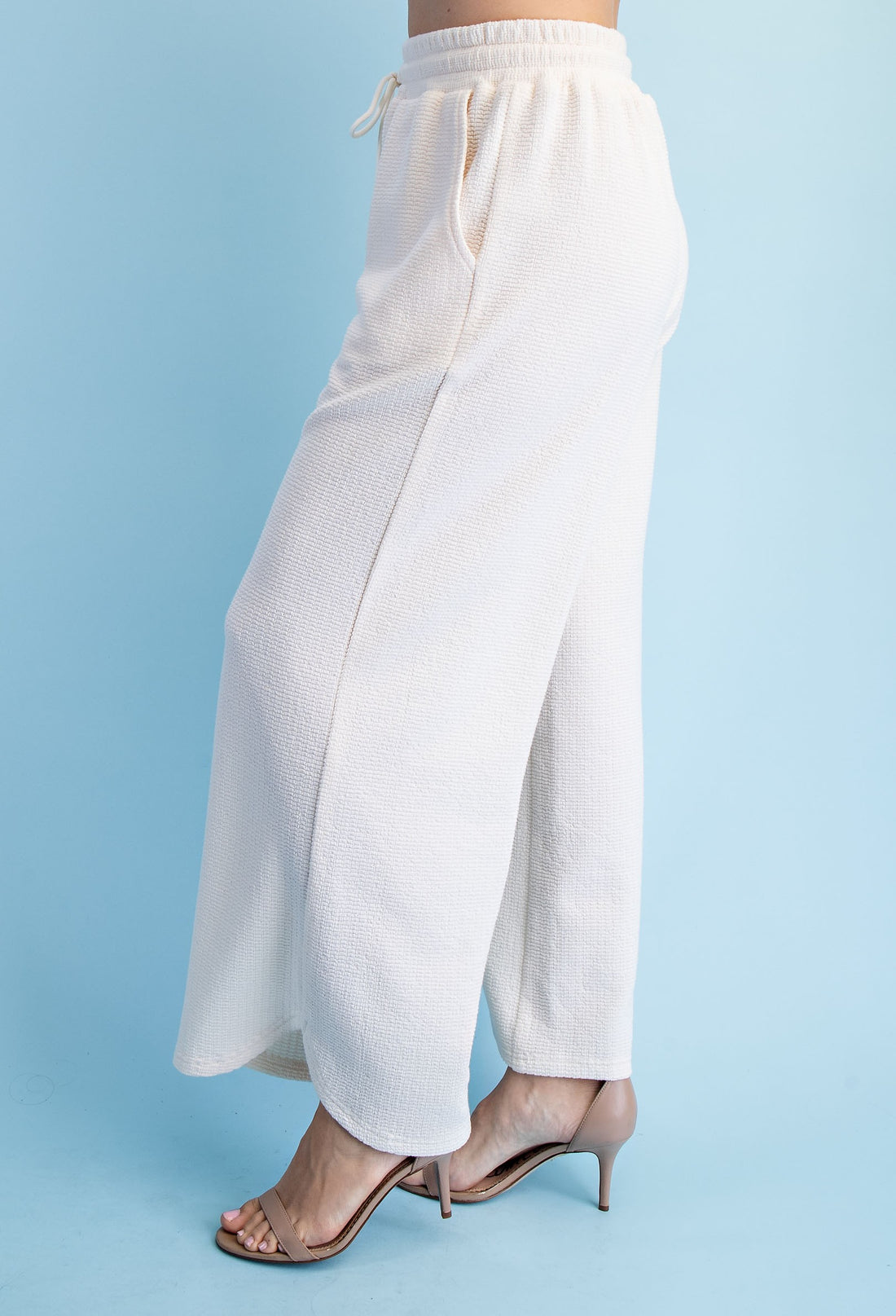 CREAM TEXTURED KNIT ELASTIC WAIST WIDE LEG PANTS