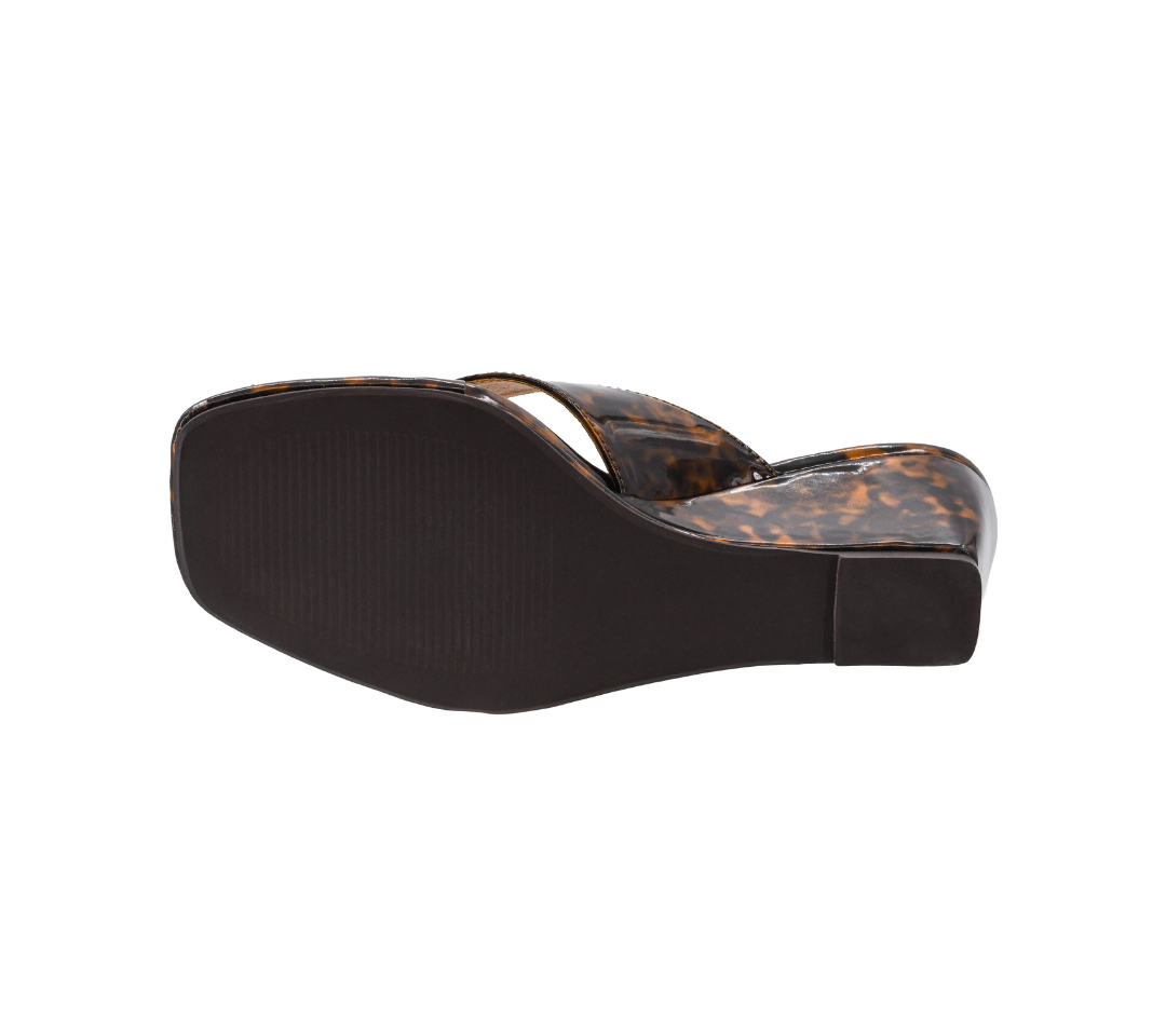 SHINY TORTOISE THONG SANDAL WEDGE DOCK PARTY HEEL
