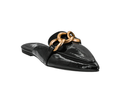 GLOSSY BLACK PATENT PLAYIN FOR KEEPS POINTED TOE MULE