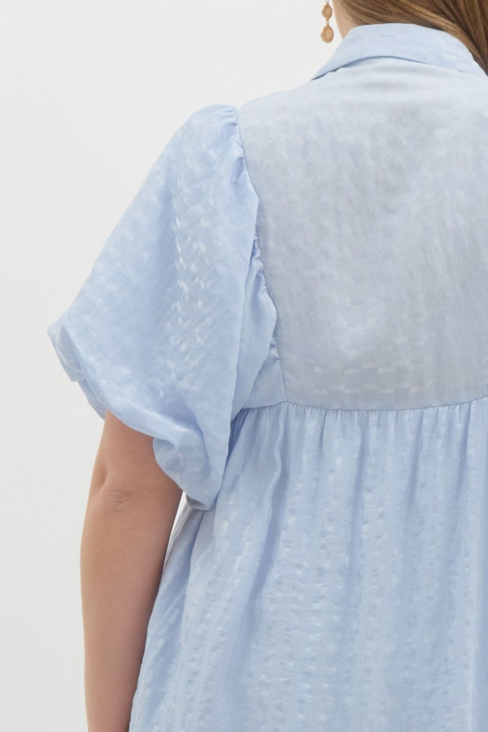BABY BLUE TEXTURED PUFF SLEEVE MIDI DRESS