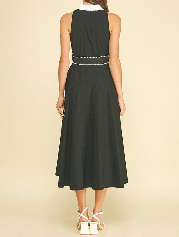 BLACK/WHITE SCALLOP RIC RACK TRIM SLEEVELESS BUTTON UP MIDI DRESS