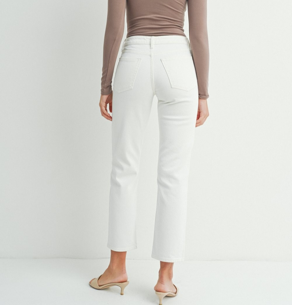 CREAM STRETCH STRAIGHT LEG JEAN