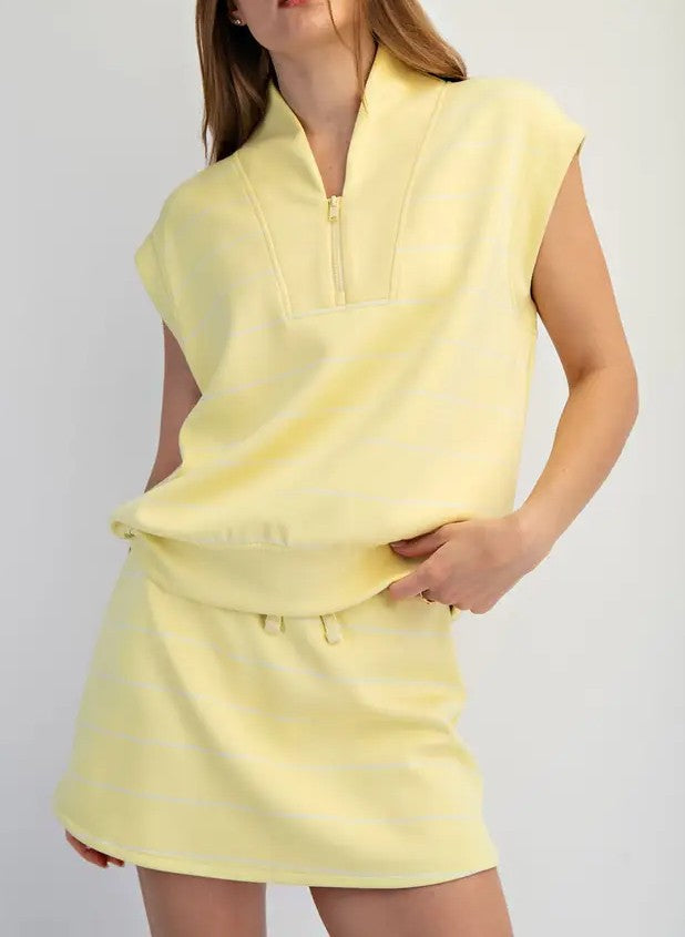LEMON/CREAM MODAL SCUBA STRIPE QUARTER ZIP SLEEVELESS TOP