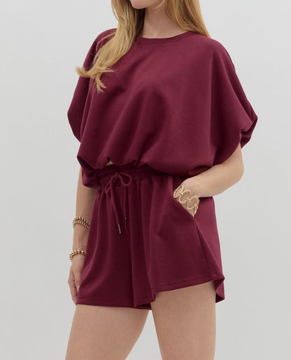 WINE BUBBLE HEM PULLOVER TOP