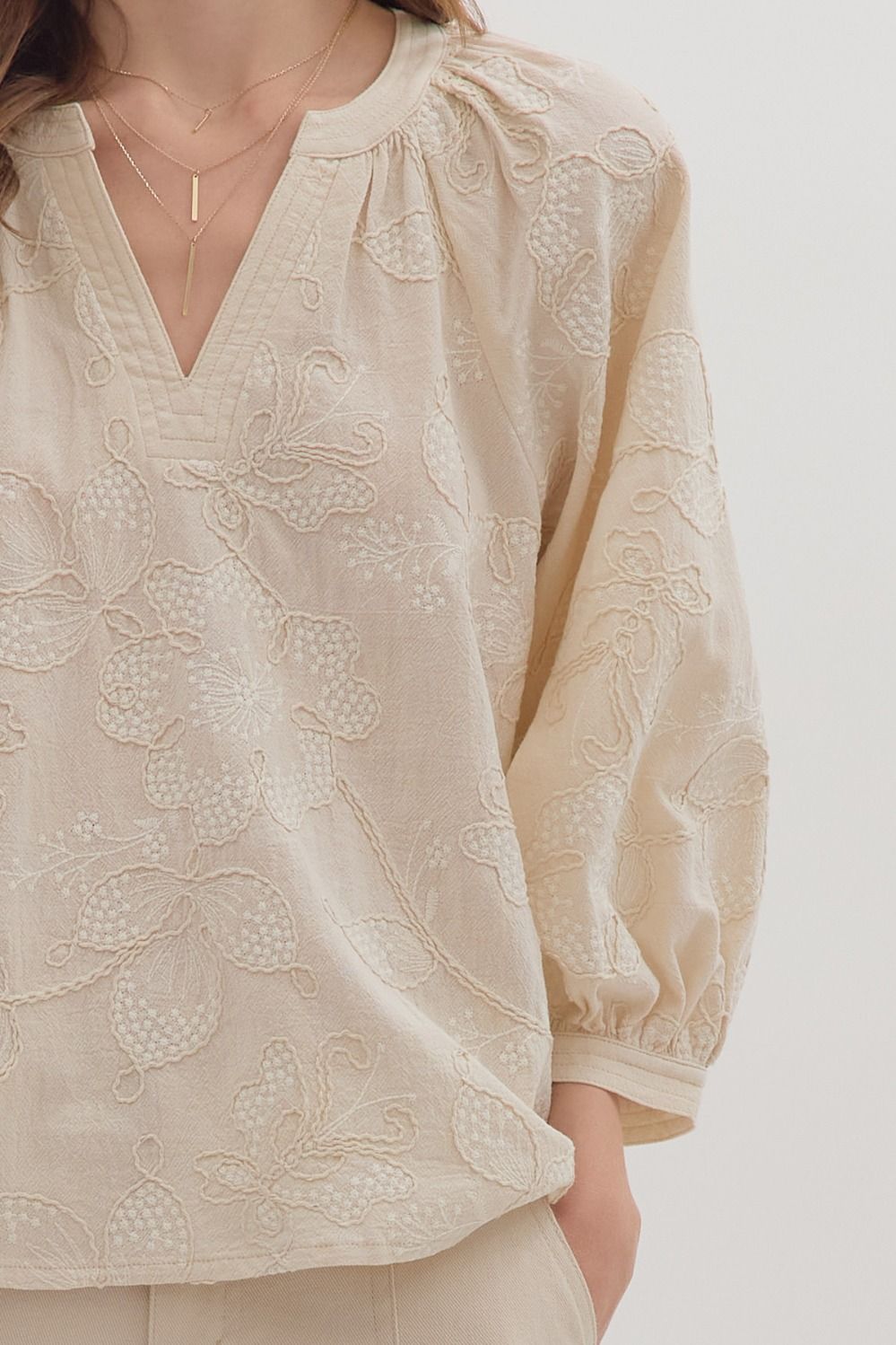 ECRU EMBROIDERED BOTANICAL PRINT 3/4 SLEEVE TOP