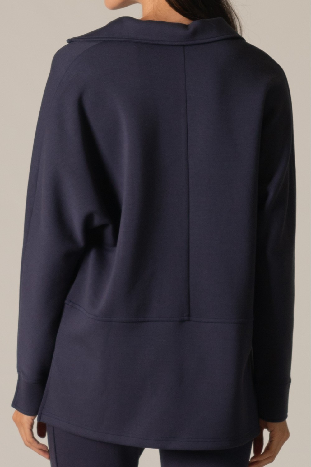 NAVY PCILL COLLARED LONG SLEEVE TOP