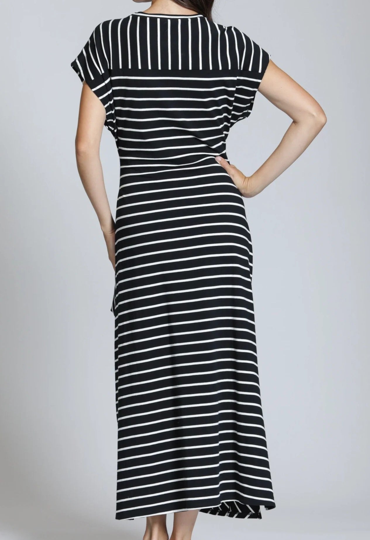 BLACK AND WHITE STRIPE WAIST TIE COTTON MAXI DRESS