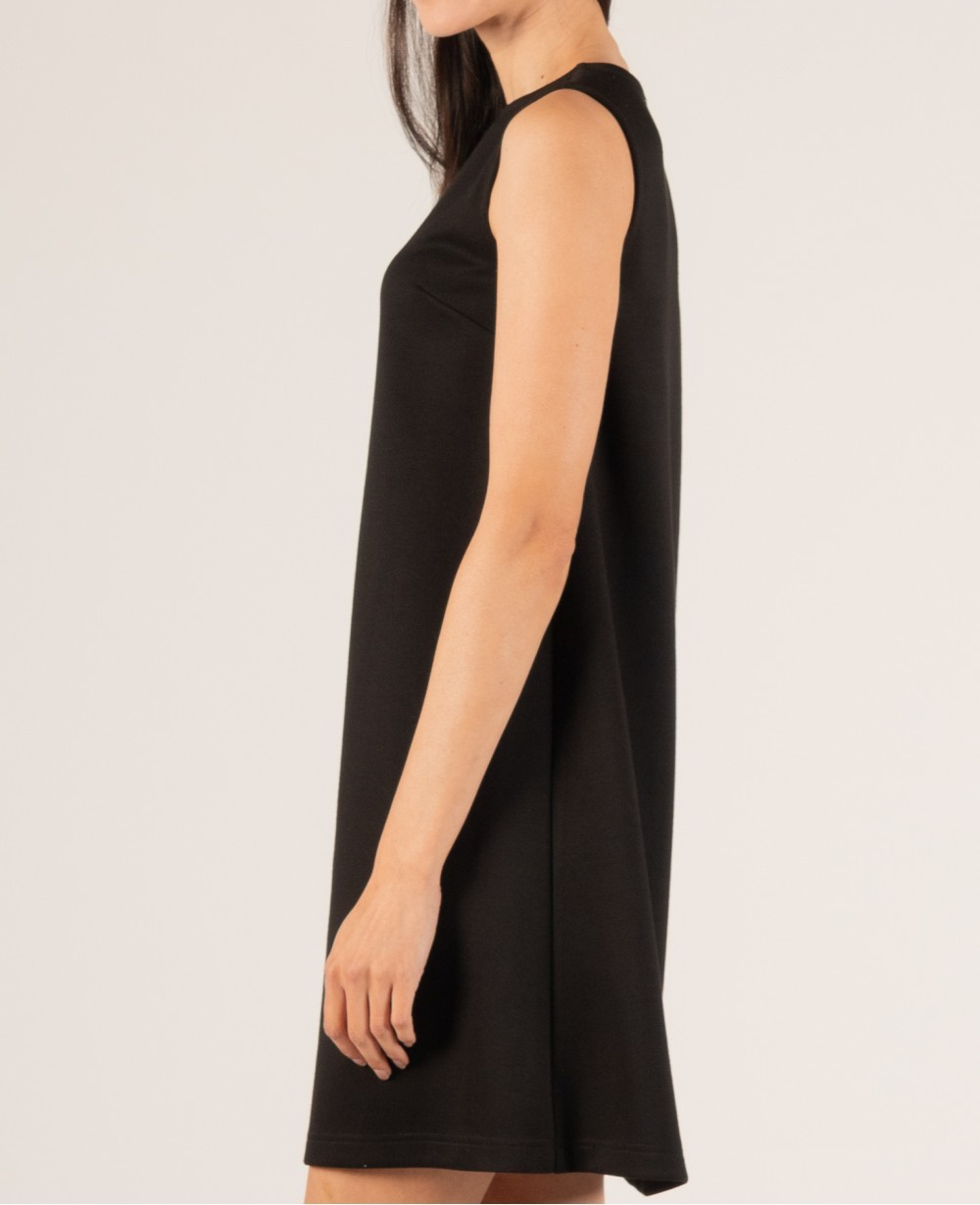 BLACK PCILL BUTTER MODAL SLEEVELESS SHIFT DRESS