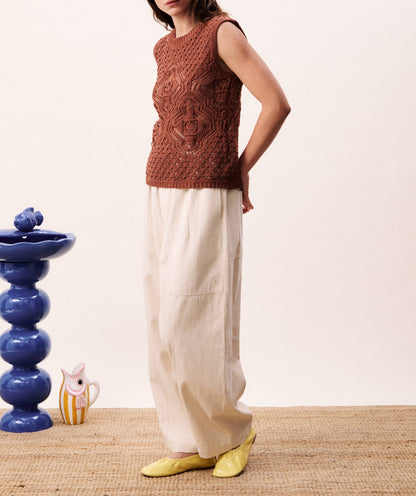 CHESTNUT CROCHET KNIT SLEEVELESS PULLOVER NILA SWEATER