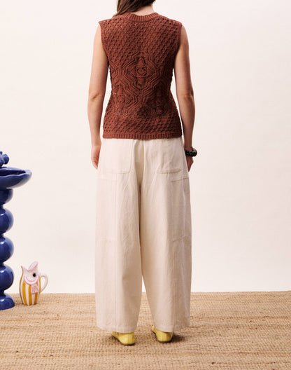 CHESTNUT CROCHET KNIT SLEEVELESS PULLOVER NILA SWEATER