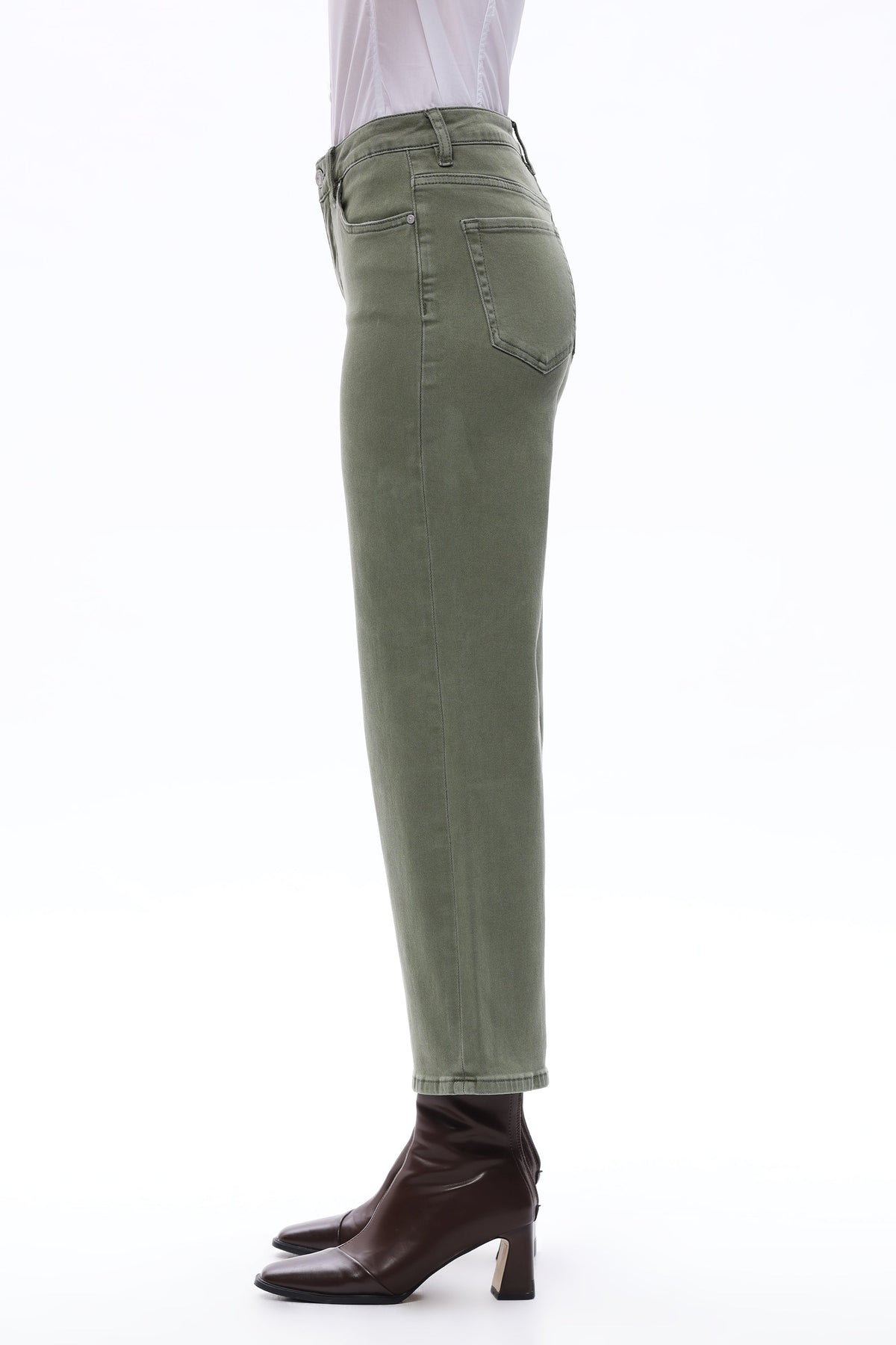 GREEN MID RISE STRAIGHT FLARE LEG JEAN