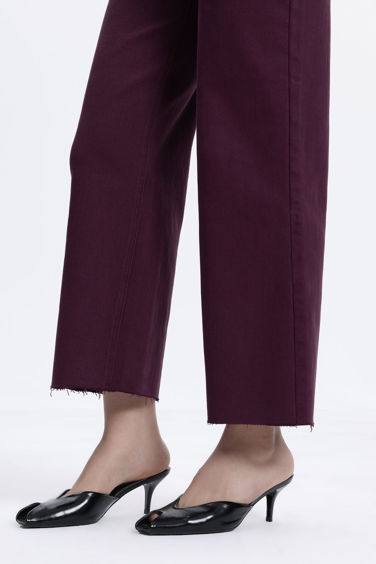 MAROON HIGH RISE RAW HEM WIDE LEG JEAN